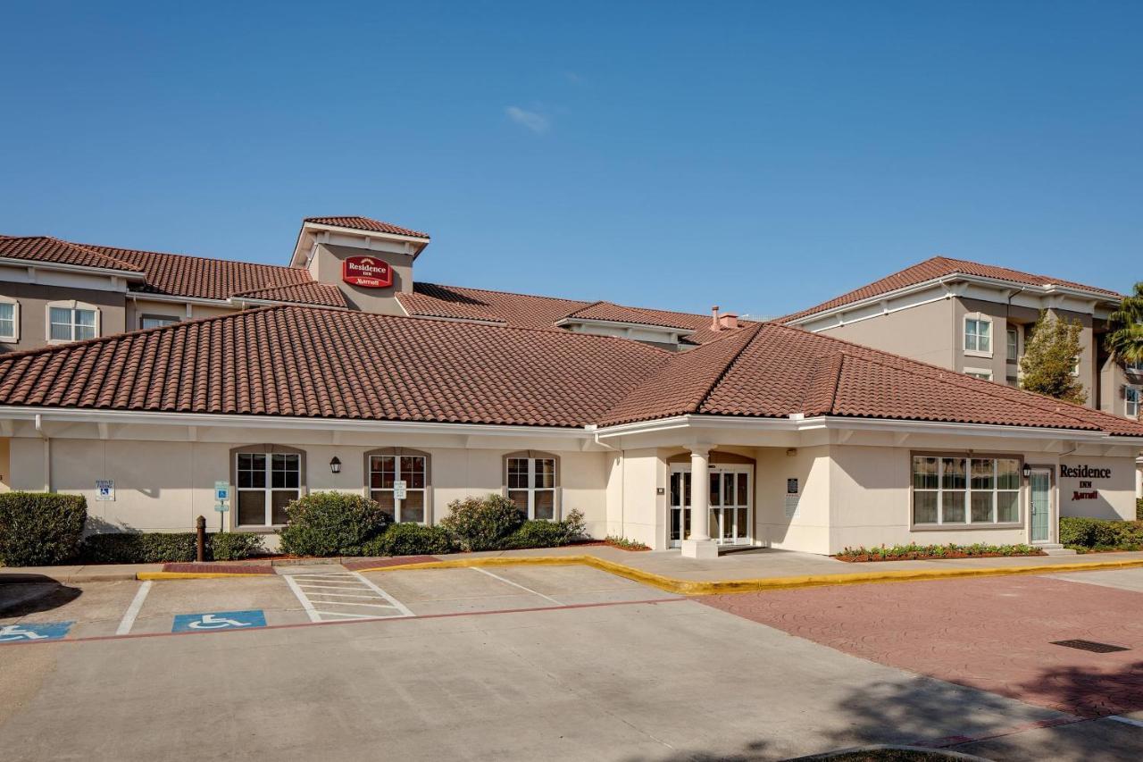Otel - West