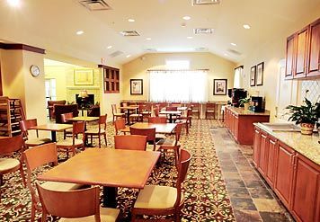 - West Otel