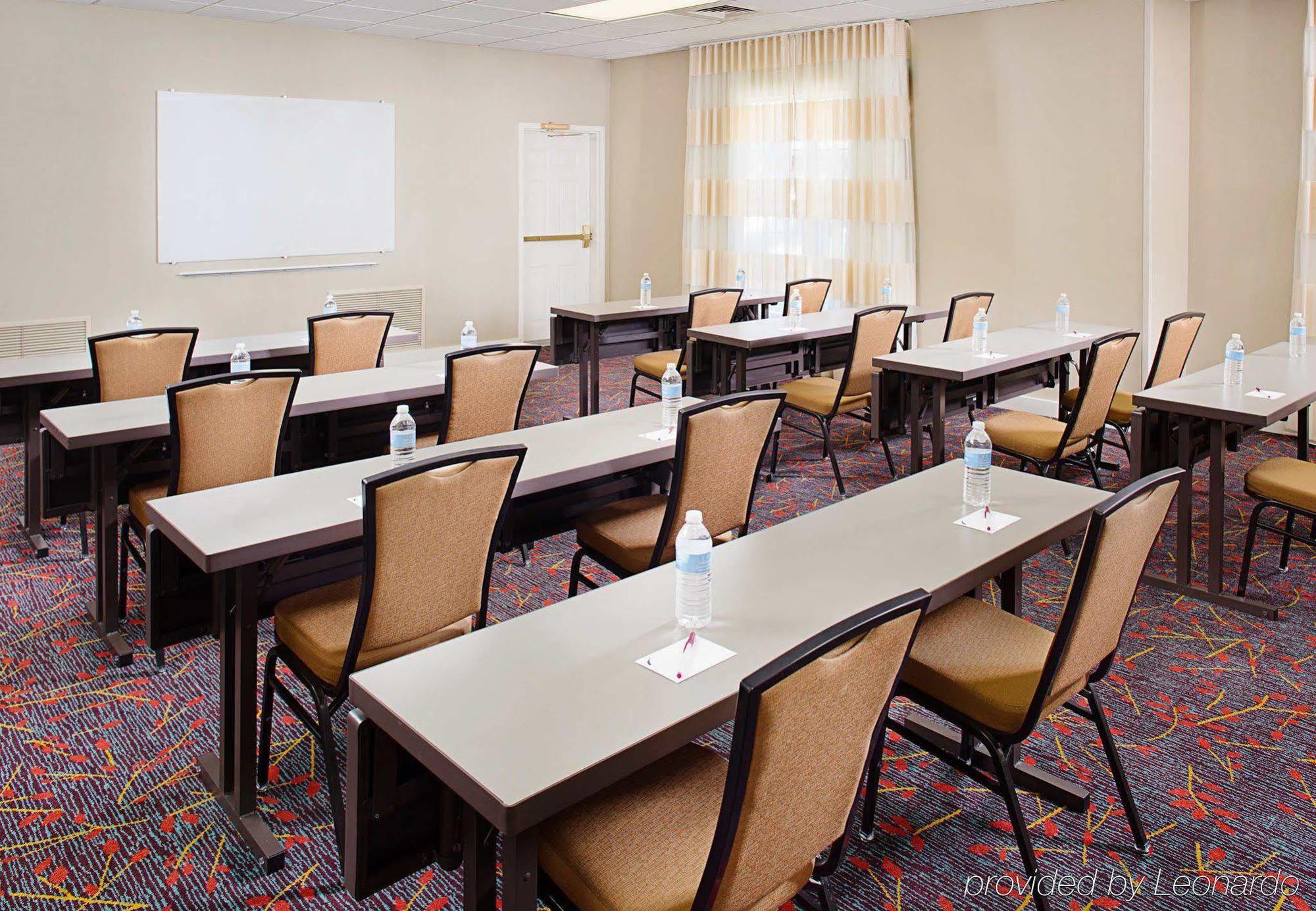- West Otel 3*